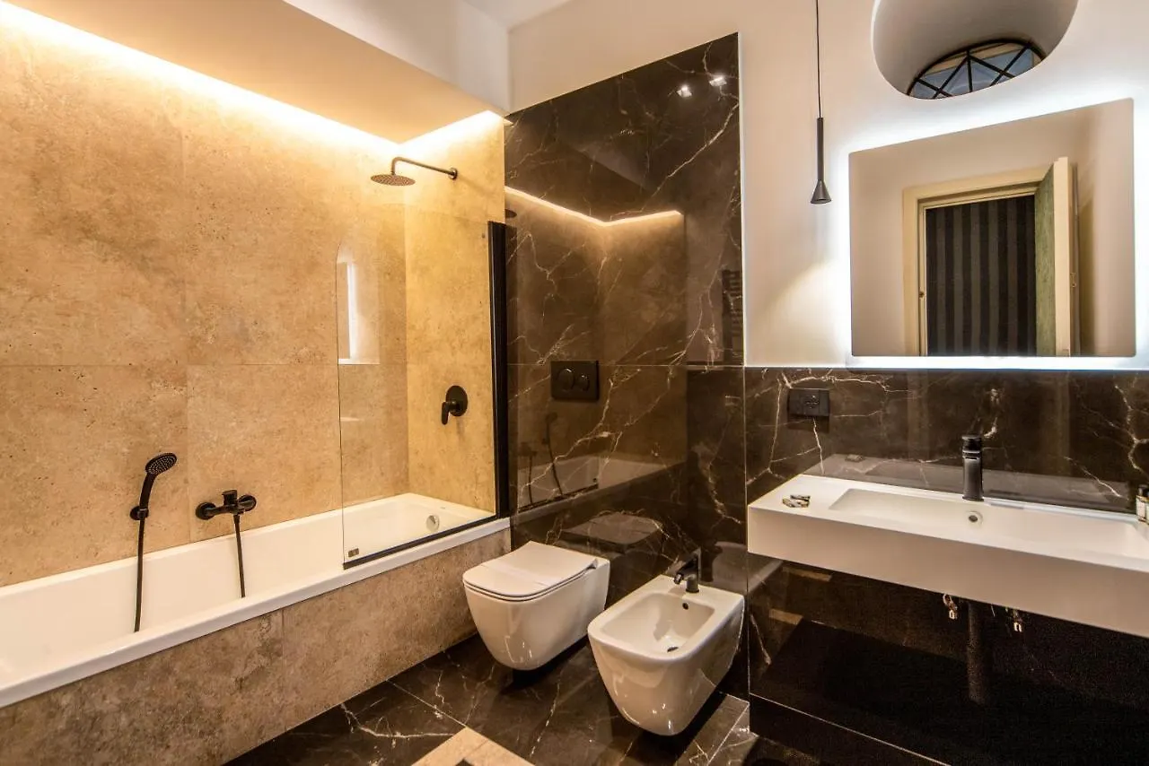 Royal Arthouse Apartment Luxury Apartment - Palazzo Caracciolo D'Arena Naples 0*,  Italy