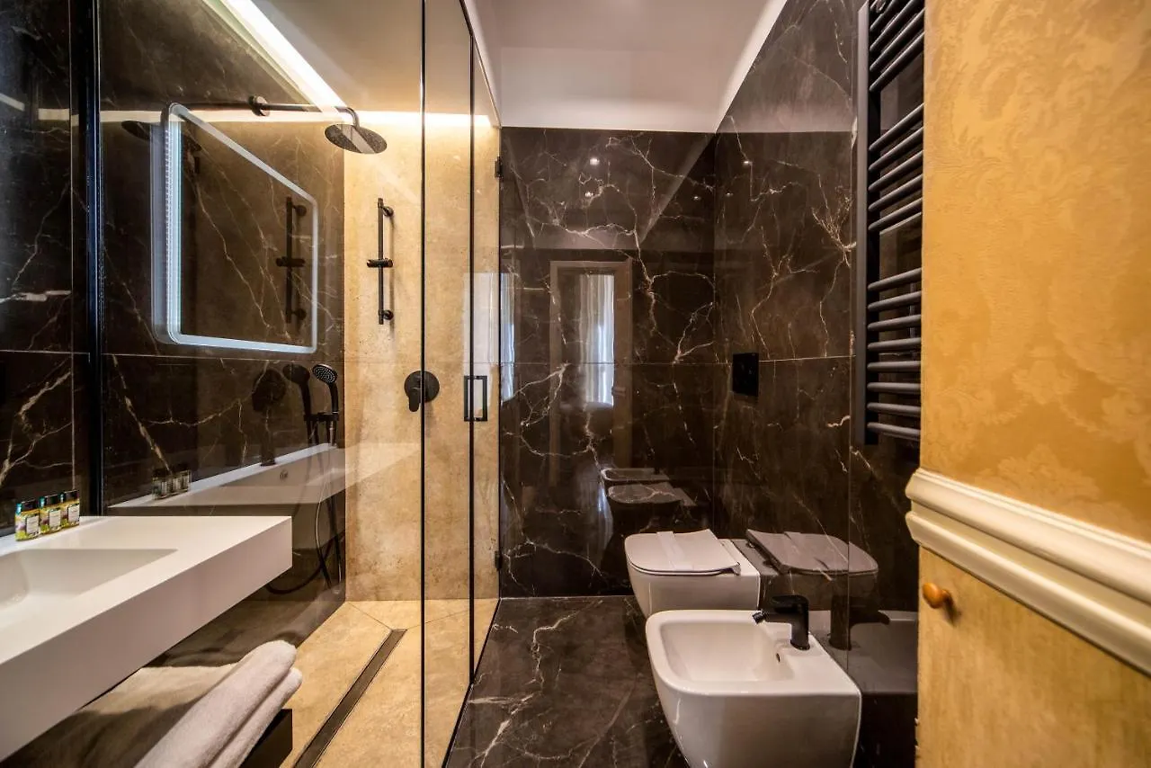 Royal Arthouse Apartment Luxury Apartment - Palazzo Caracciolo D'Arena Naples