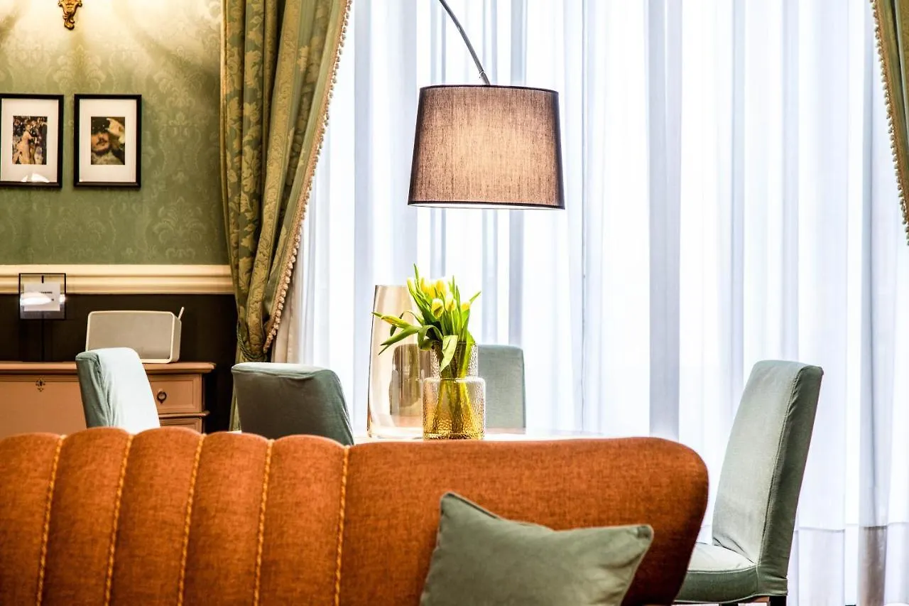 Royal Arthouse Apartment Luxury Apartment - Palazzo Caracciolo D'Arena Naples Italy